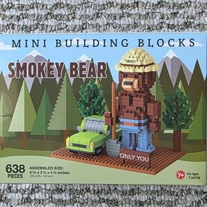 Smokey Bear Mini Building Blocks Set